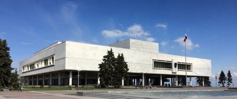 С 55-летием со дня открытия Ленинского мемориала поздравляет исполняющий обязанности директора Виталий Кузин 