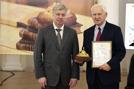 Состоялась торжественная церемония вручения премий "Шапка Мономаха"      