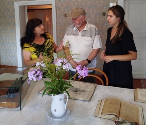 Музеи Ленинского мемориала посещают гости из разных стран 