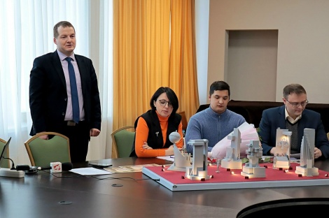 Круглый стол "В.И. Ленин. Вопросы и ответы" 